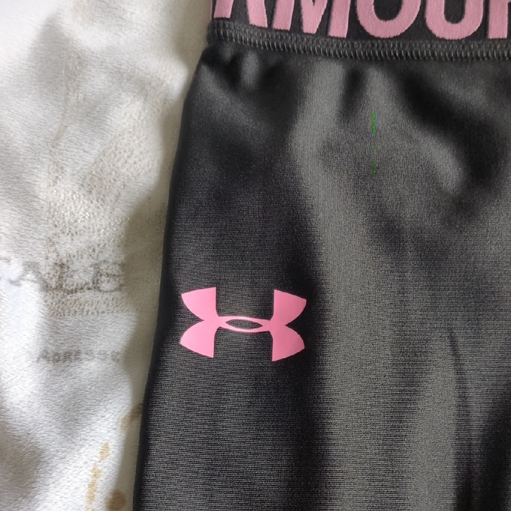 Girls Under Armour Gray and Pink Leggings Athletic Fit - Picture 2 of 7